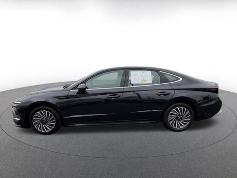 Used 2025 Hyundai Sonata SEL FWD image 8