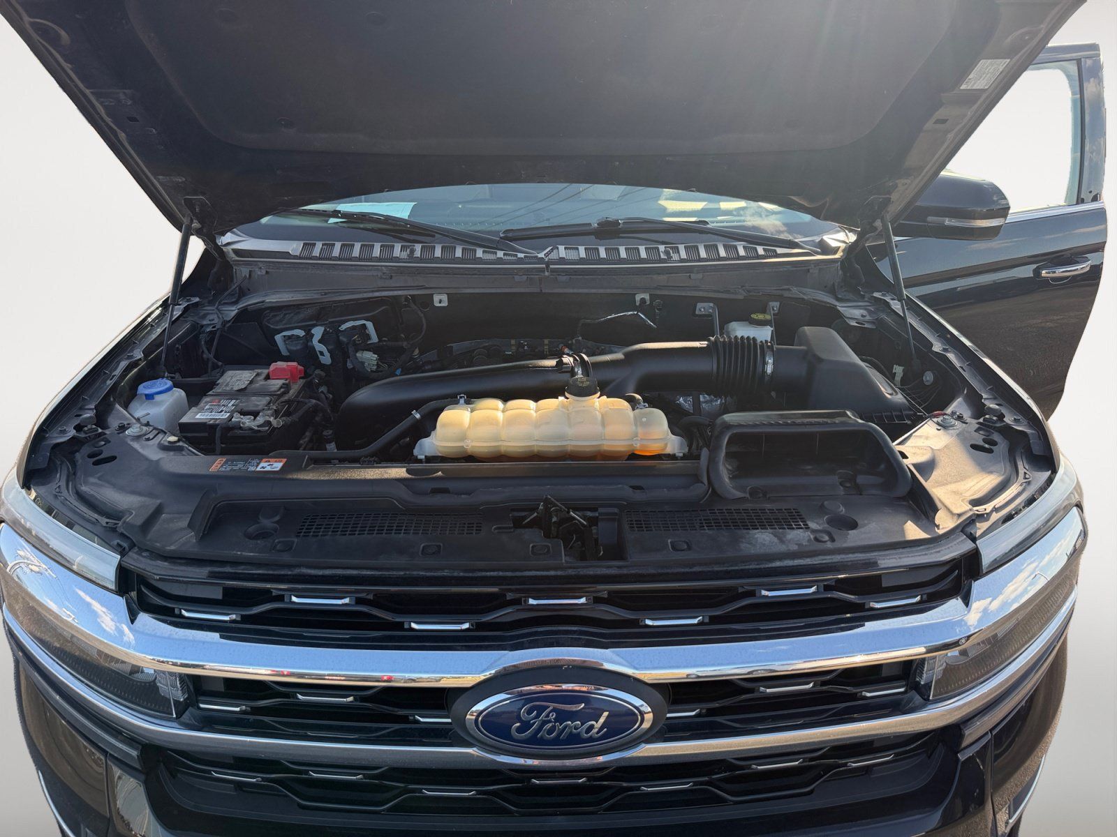 Used 2023 Ford Expedition Max Limited RWD image 28