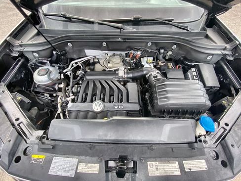 Used 2018 Volkswagen Atlas SEL AWD/4WD image 26