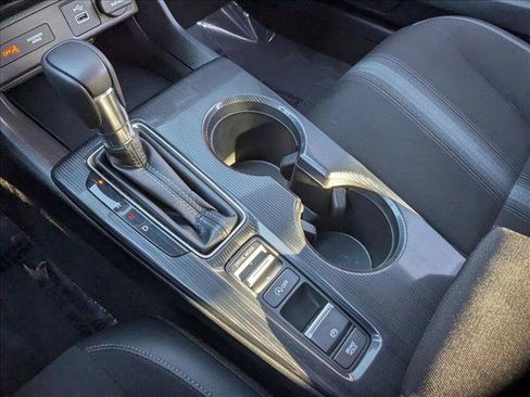 Used 2023 Honda Civic Sport image 14