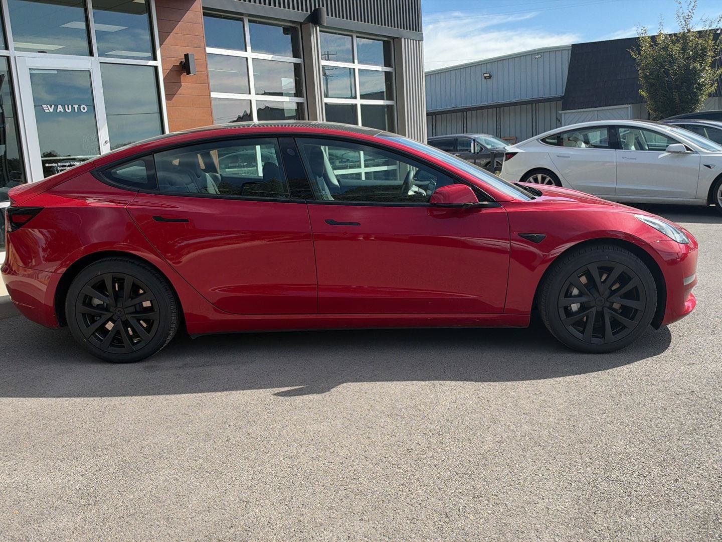 Used 2023 Tesla Model 3 Standard Range RWD image 9