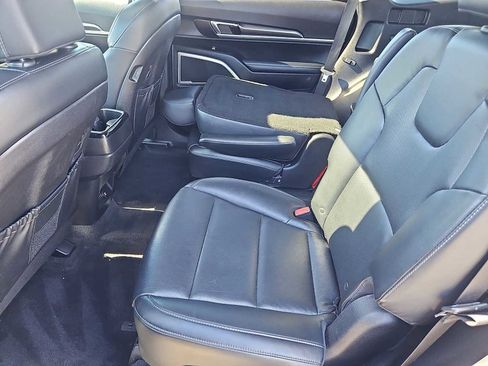 Certified 2023 Kia Telluride S w/ S Sunroof Package image 30