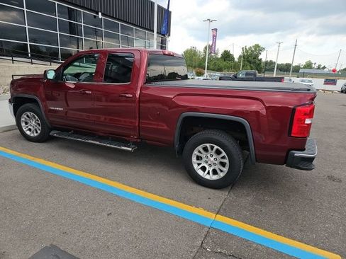 Used 2017 GMC Sierra 1500 SLE w/ SLE Value Package AWD/4WD image 8