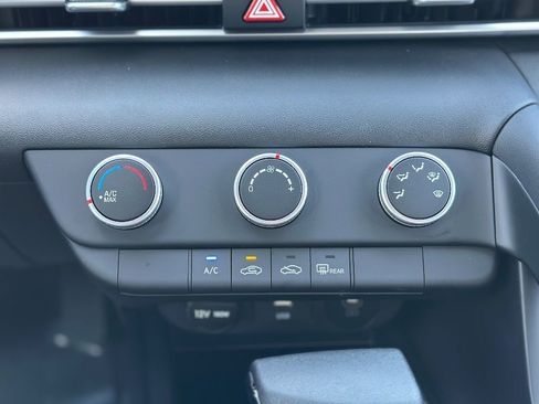 New 2025 Hyundai Elantra SE w/ Cargo Package image 14