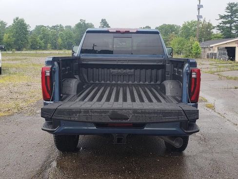 New 2025 GMC Sierra 2500 Denali w/ Denali Reserve Package image 6