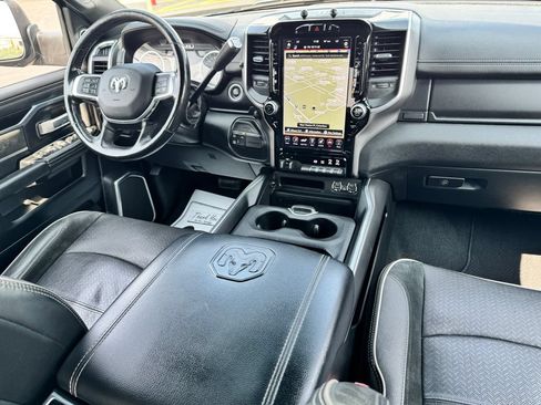 Used 2020 RAM 2500 Laramie AWD/4WD image 14