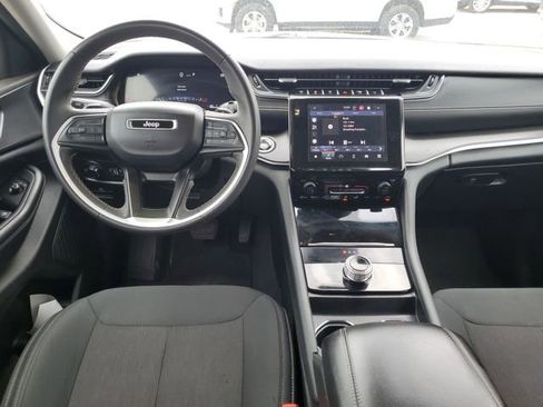 Used 2023 Jeep Grand Cherokee L Laredo AWD/4WD image 23
