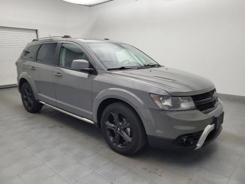 Used 2020 Dodge Journey Crossroad w/ Popular Equipment Group FWD image 13