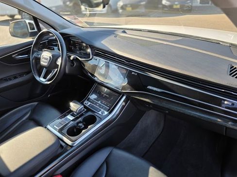 Used 2022 Audi Q7 3.0T Premium Plus image 9