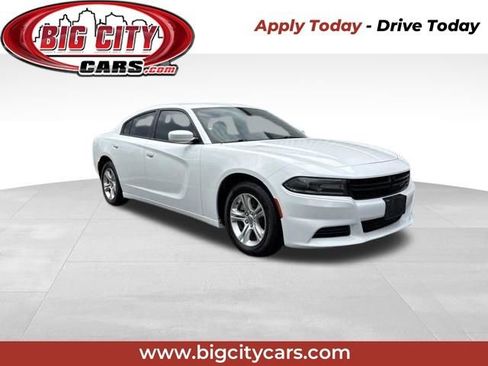 Used 2021 Dodge Charger SXT w/ Leather Interior Group RWD image 1