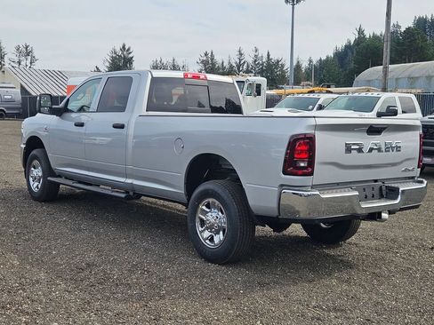 New 2026 RAM 2500 Tradesman AWD/4WD image 5
