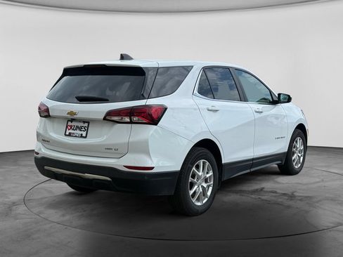 Used 2024 Chevrolet Equinox LT AWD/4WD image 9