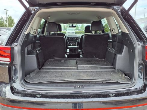 Used 2022 Volkswagen Atlas SE FWD image 8