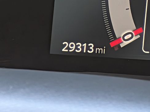 Used 2025 Toyota Camry LE AWD/4WD image 18