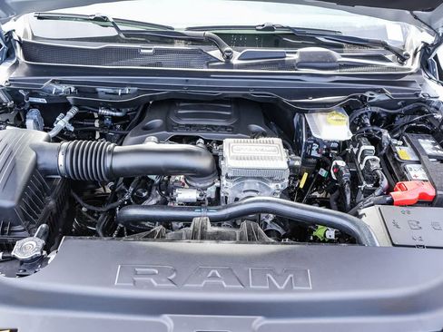 New 2026 RAM 1500 Laramie AWD/4WD image 13
