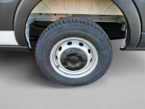 New 2026 Ford Transit 250 148 Medium Roof image 12
