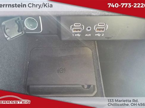 Used 2024 Jeep Wagoneer L Series II w/ Flexible Seating Group AWD/4WD image 19