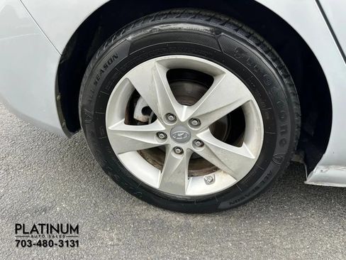 Used 2012 Hyundai Elantra GLS w/ Preferred Pkg 3 FWD image 15