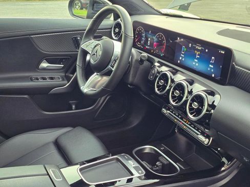 Used 2026 Mercedes-Benz CLA 250 4MATIC image 27