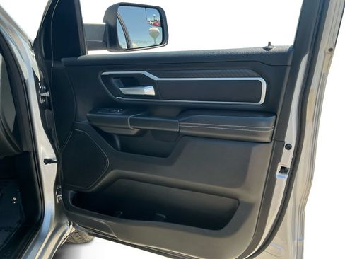 Used 2025 RAM 1500 Big Horn AWD/4WD image 16