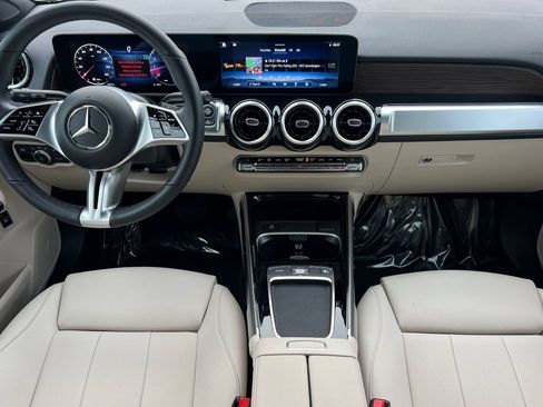 Certified 2026 Mercedes-Benz GLB 250 image 3