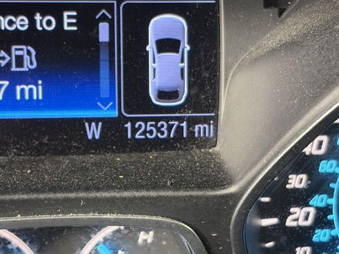 Used 2013 Ford Escape Titanium w/ Parking Technology Pkg FWD image 5
