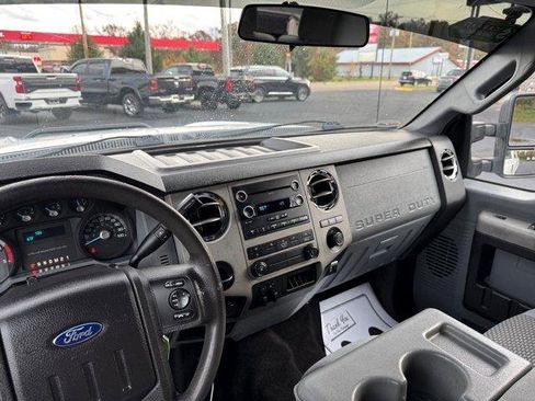 Used 2016 Ford F250 XLT image 30