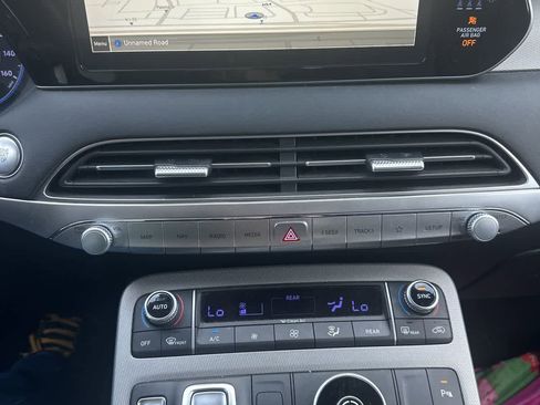 Used 2022 Hyundai Palisade SEL w/ 8P Bench Seat Package FWD image 31