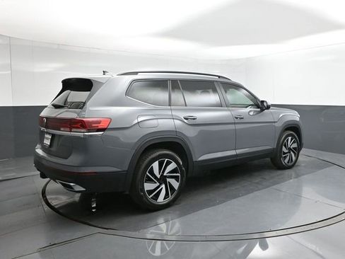 New 2026 Volkswagen Atlas SE image 6
