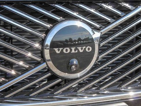 New 2026 Volvo XC90 T8 Ultra w/ Protection Package Premier AWD/4WD image 5