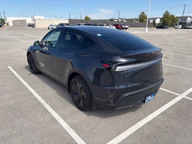 Used 2026 Tesla Model Y AWD image 3