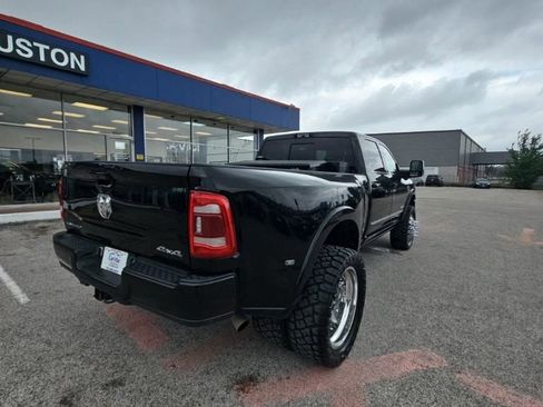 Used 2024 RAM 3500 Limited AWD/4WD image 7