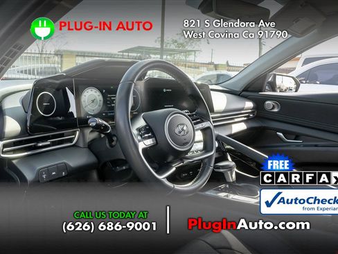 Used 2022 Hyundai Elantra Limited image 5