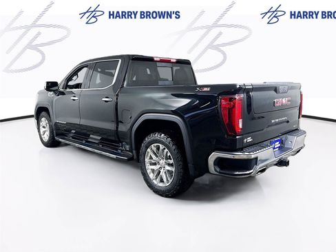 Used 2022 GMC Sierra 1500 SLT w/ SLT Premium Package AWD/4WD image 27