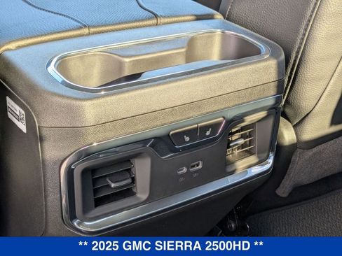New 2025 GMC Sierra 2500 Denali w/ Denali Reserve Package image 31