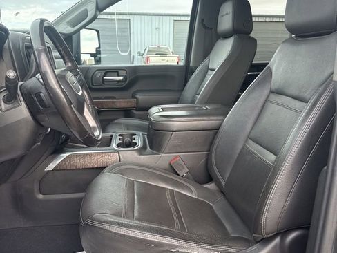 Used 2020 GMC Sierra 2500 Denali w/ Denali Ultimate Package image 11
