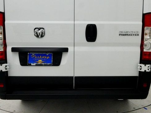 Used 2026 RAM ProMaster 2500 w/ Convenience Group FWD image 7