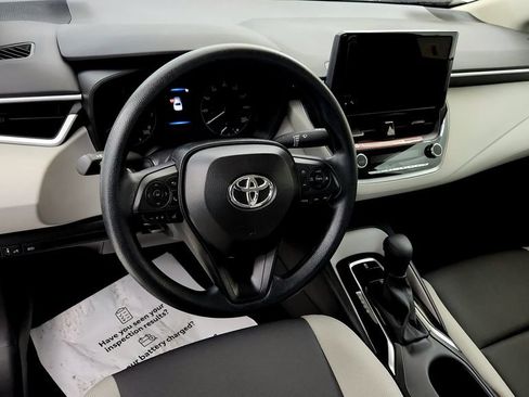 Certified 2025 Toyota Corolla LE w/ Convenience Package FWD image 24