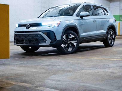 New 2026 Volkswagen Taos SE