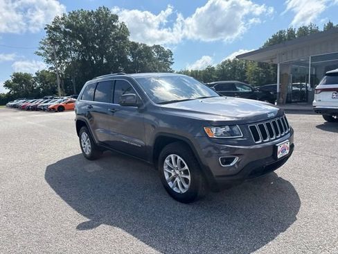 Used 2016 Jeep Grand Cherokee Laredo w/ Quick Order Package 23E AWD/4WD image 9