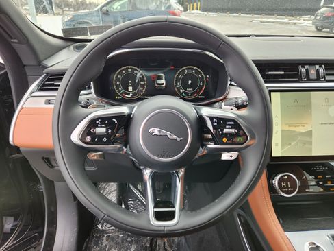 New 2026 Jaguar F-PACE R-Dynamic S AWD/4WD image 15