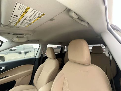 Used 2019 Jeep Compass Sport AWD/4WD image 22