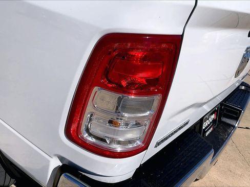 Used 2024 RAM 2500 Big Horn AWD/4WD image 27