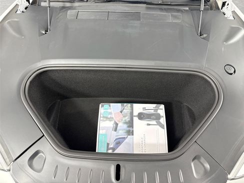 Used 2022 Tesla Model S image 41