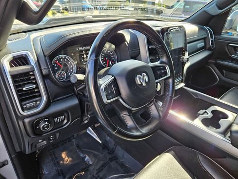 Used 2022 RAM 1500 Laramie w/ Sport Appearance Package AWD/4WD image 19
