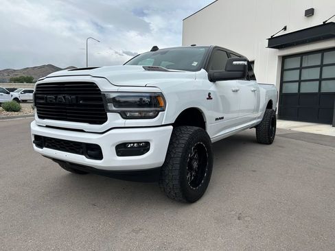 Used 2024 RAM 3500 Laramie w/ Night Edition AWD/4WD image 2