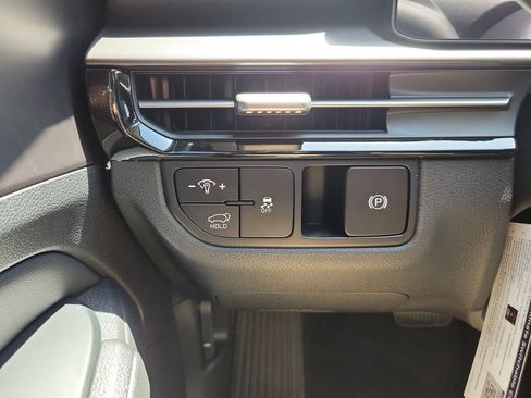 New 2026 Kia Sportage EX FWD image 25