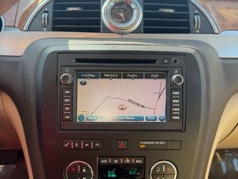 Used 2012 Buick Enclave Premium FWD image 5