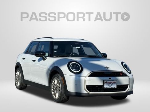 New 2026 MINI Cooper S image 2
