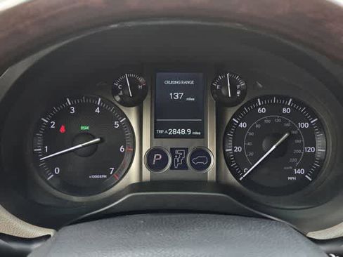 Used 2018 Lexus GX 460 Premium w/ Premium Package AWD/4WD image 16